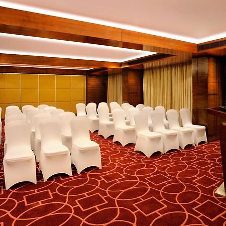 Four Points By Sheraton אחמדאבאד מראה חיצוני תמונה