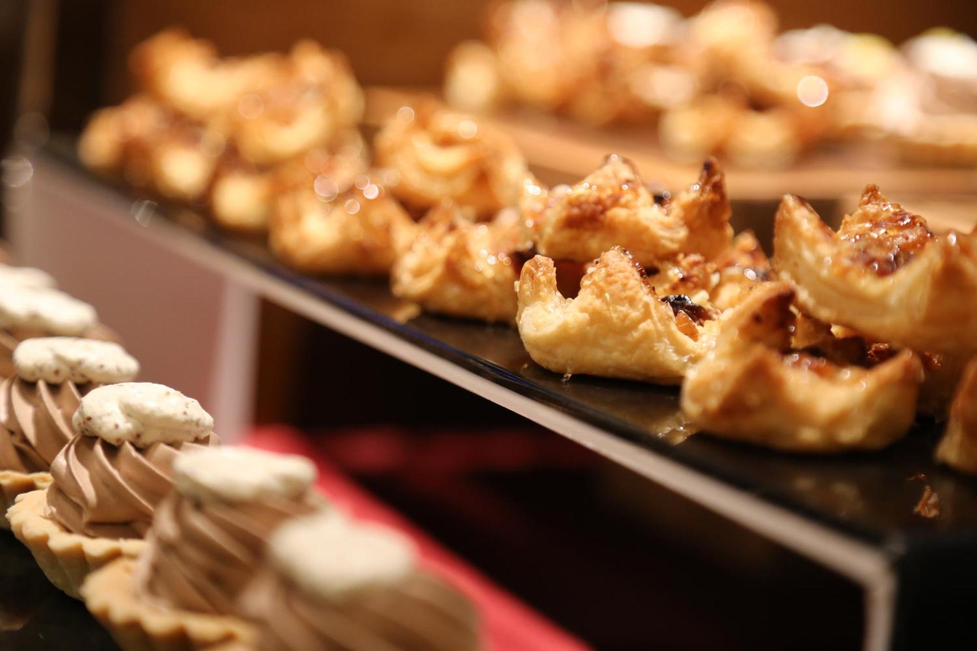 Four Points By Sheraton אחמדאבאד מראה חיצוני תמונה