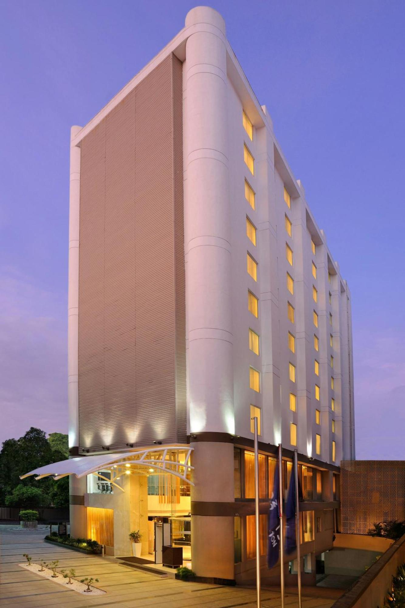 Four Points By Sheraton אחמדאבאד מראה חיצוני תמונה
