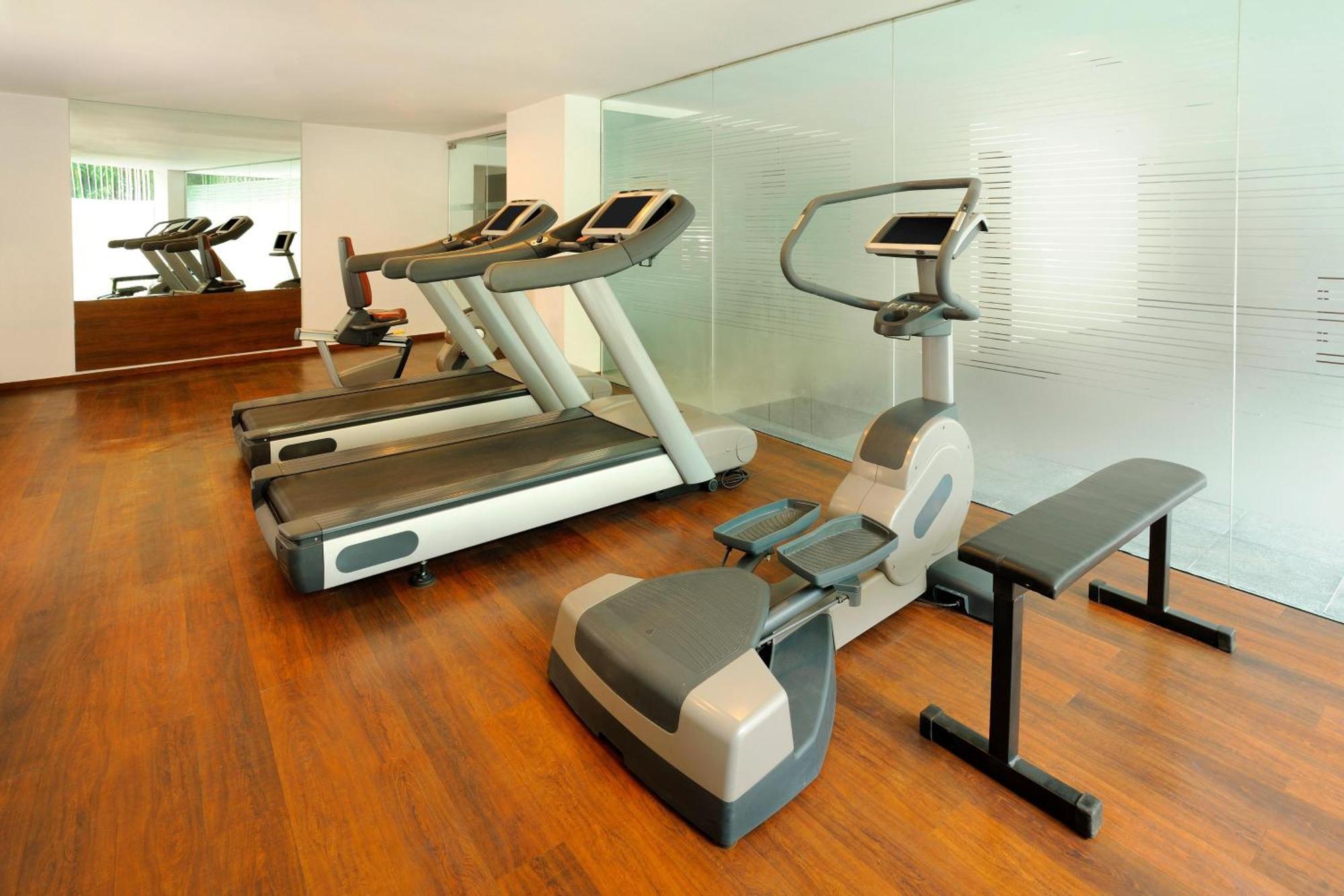Four Points By Sheraton אחמדאבאד מראה חיצוני תמונה